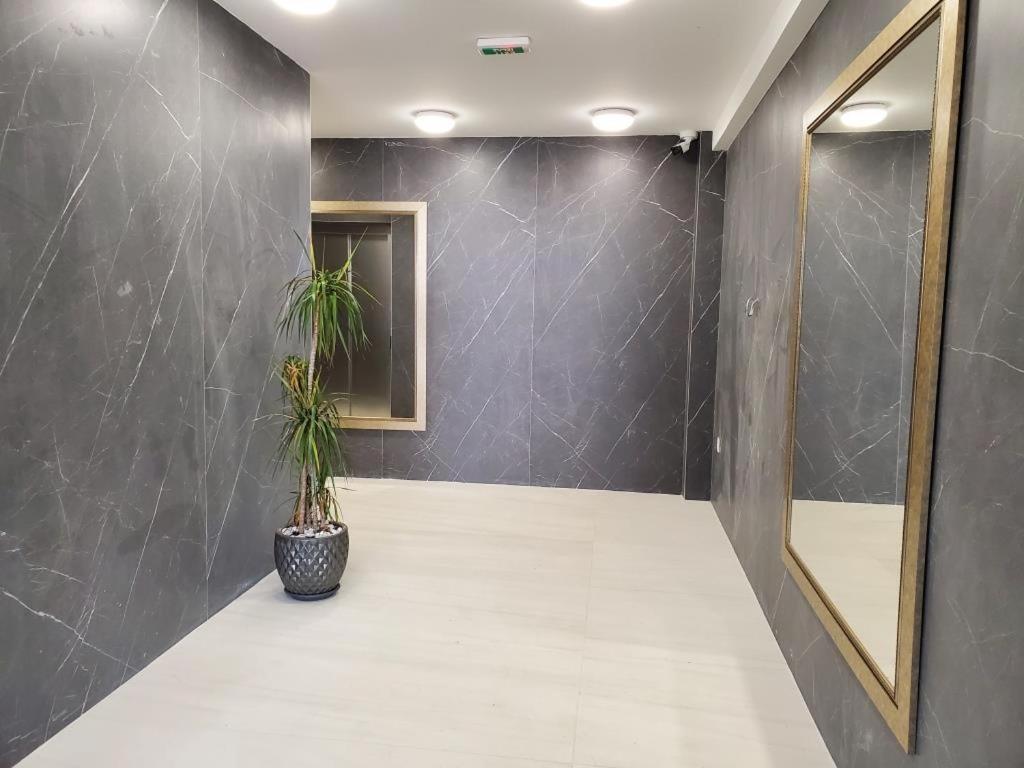 Apartman Natasa Sa Podzemnom Garazom Banja Luka Eksteriør billede